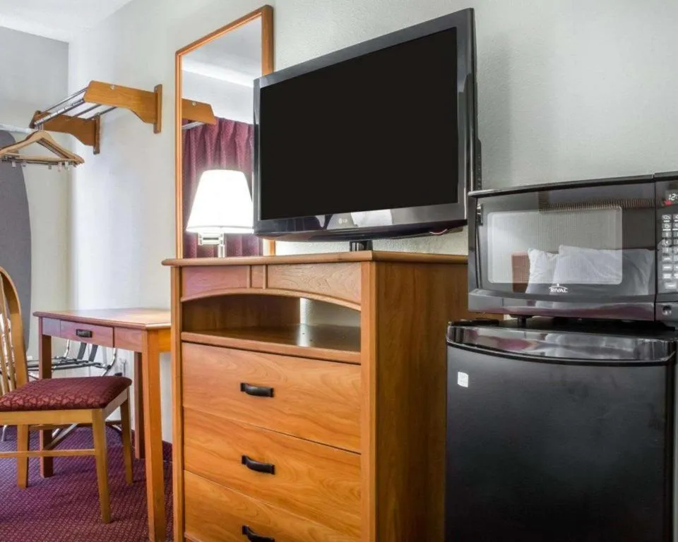 Econo Lodge Ithaca Airport