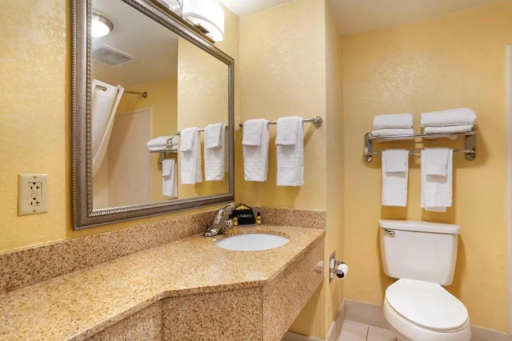 Best Western Plus Oak Mountain Inn