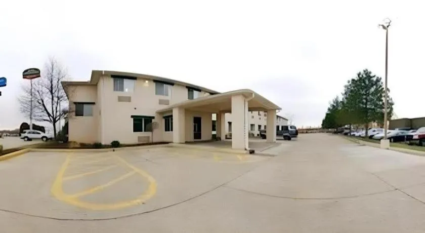 Quality Inn Dayton North - Vandalia