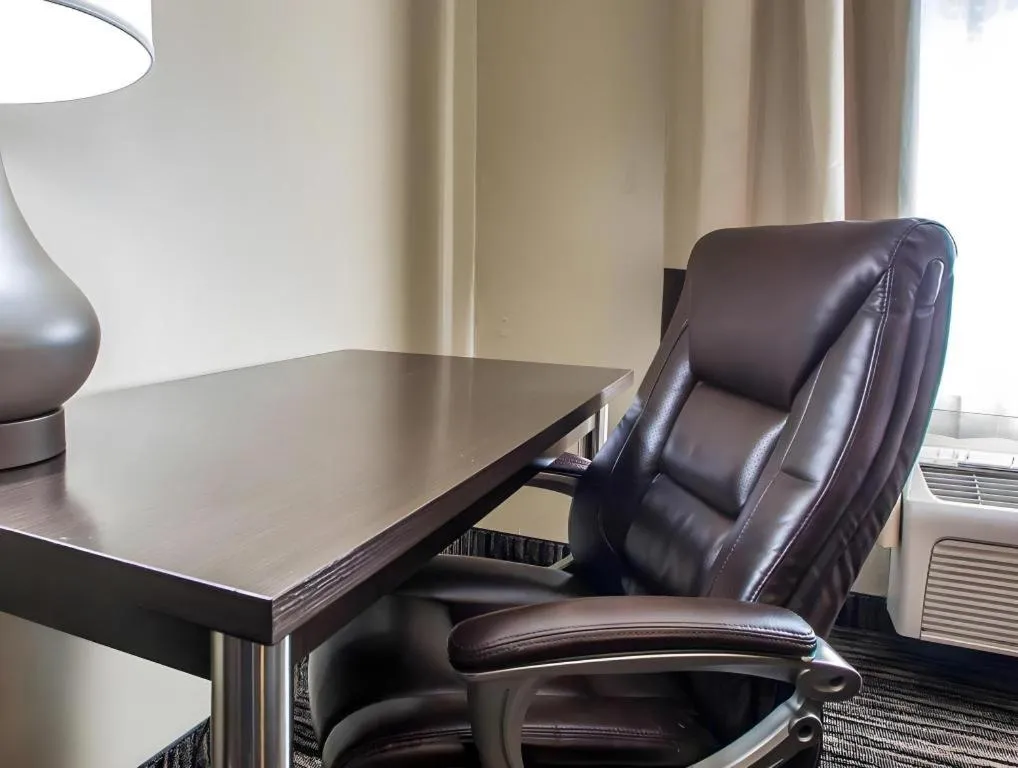 Quality Inn Dayton North - Vandalia