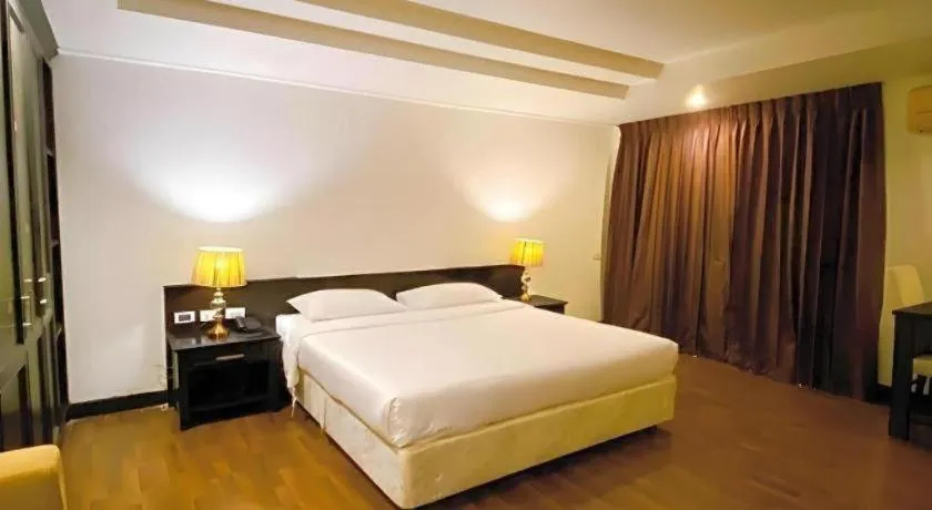 The Heritage Sathorn Suite Hotel