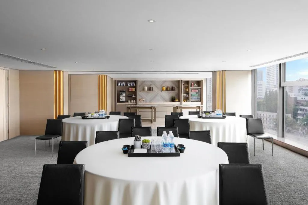 New World Wuhan Hotel