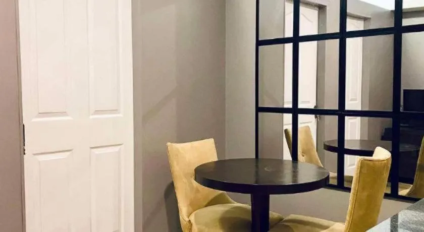 Lancaster Hotel Manila