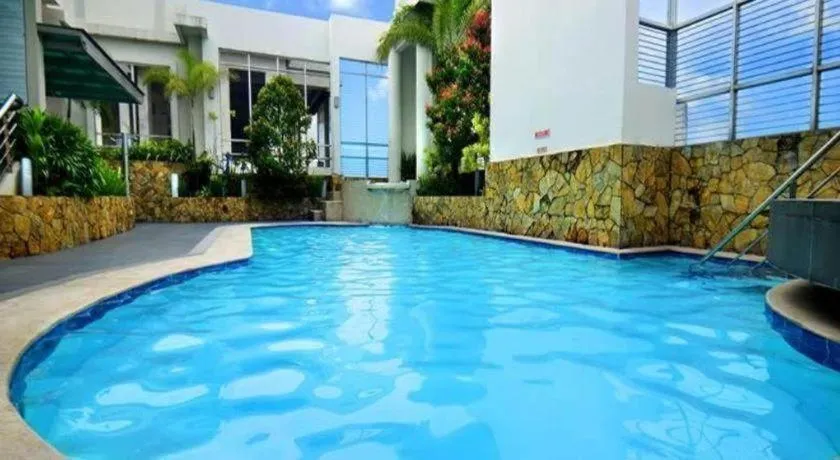 Lancaster Hotel Manila