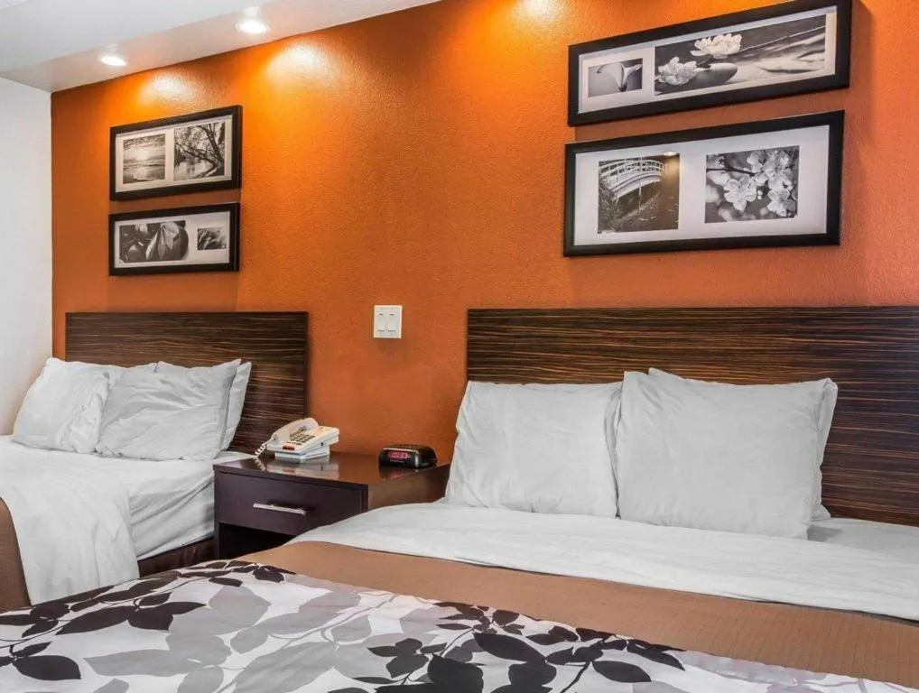 Bed in Sleep Inn Bessemer Helena