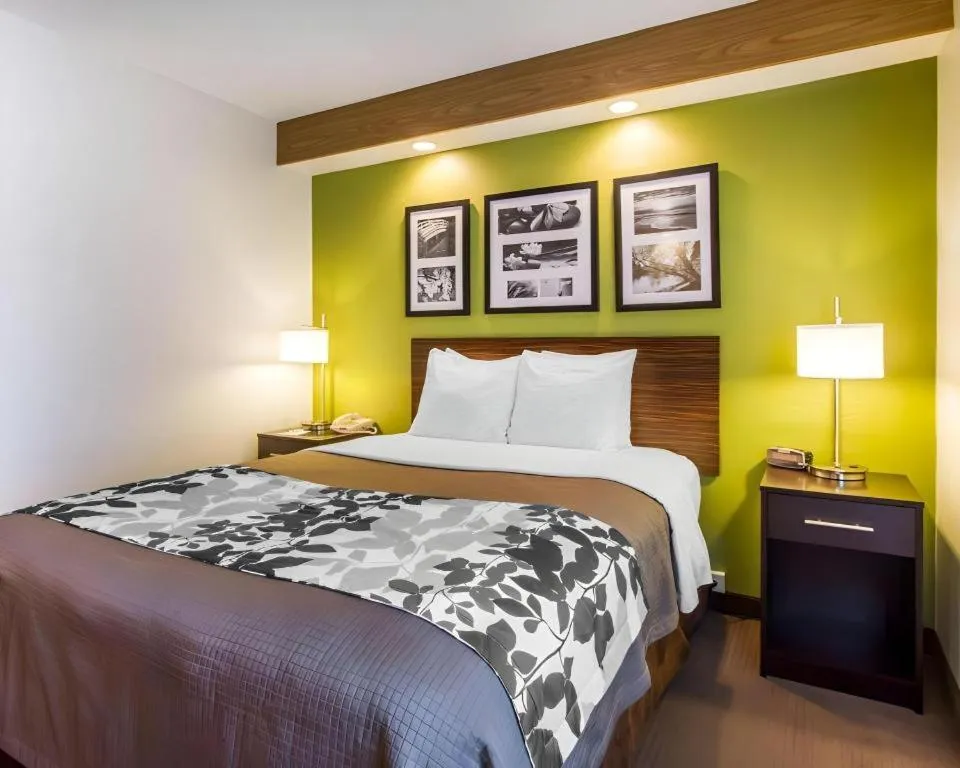 Bed in Econo Lodge Amarillo East