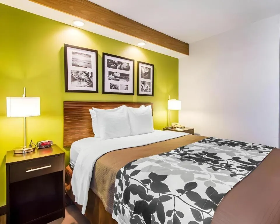 Bed in Econo Lodge Amarillo East