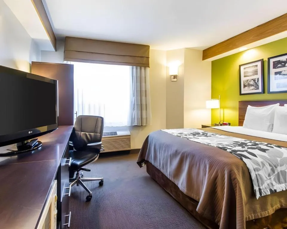 Bed in Econo Lodge Amarillo East