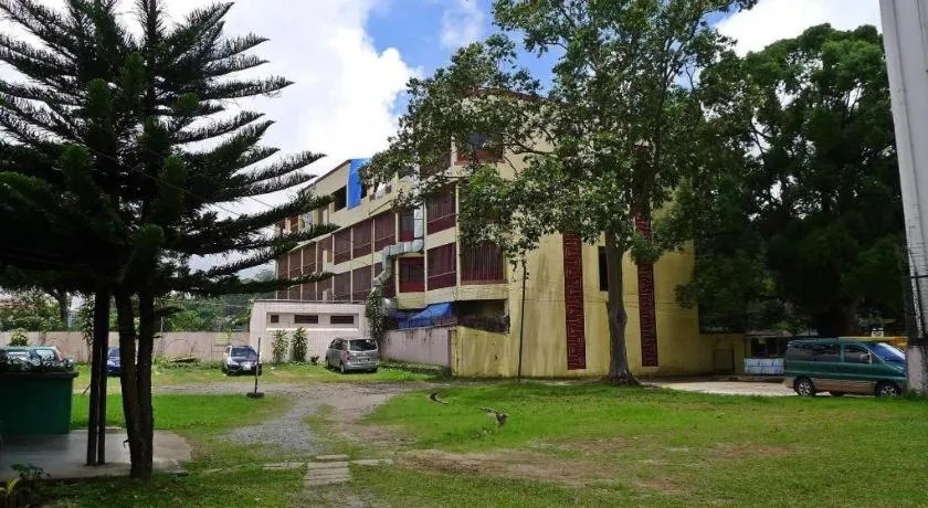 Baguio Burnham Suites Hotel