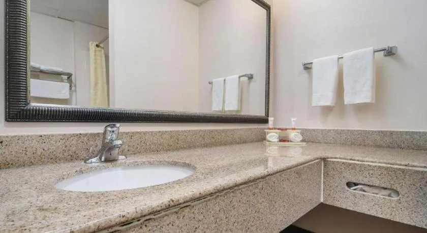 Surestay Plus Hotel Tarboro