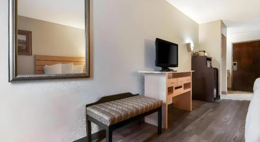 Surestay Plus Hotel Tarboro