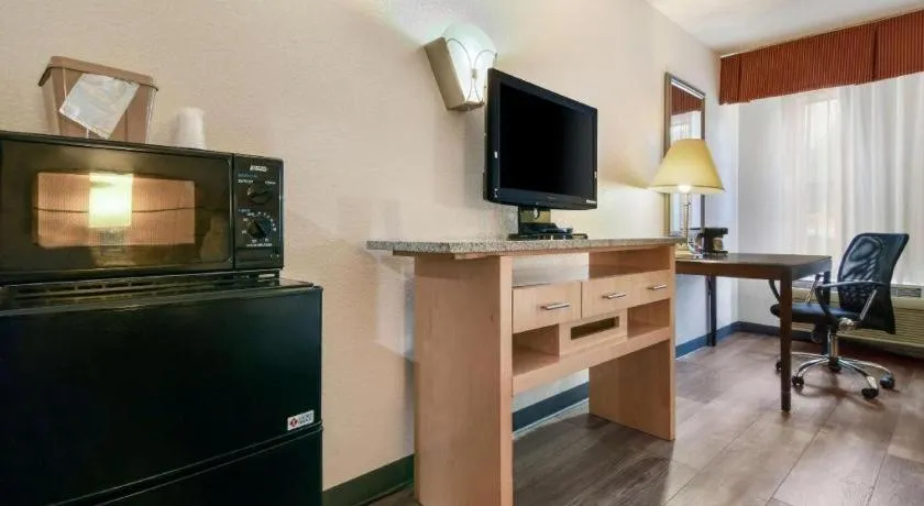 Surestay Plus Hotel Tarboro