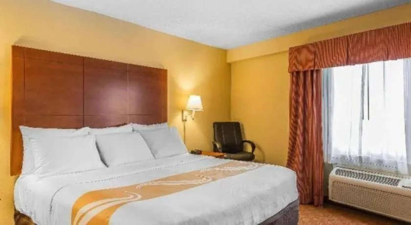 Quality Inn Calera I-65 exit 231