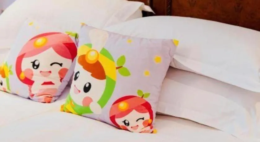 Bed in Hangzhou The First World Hotel