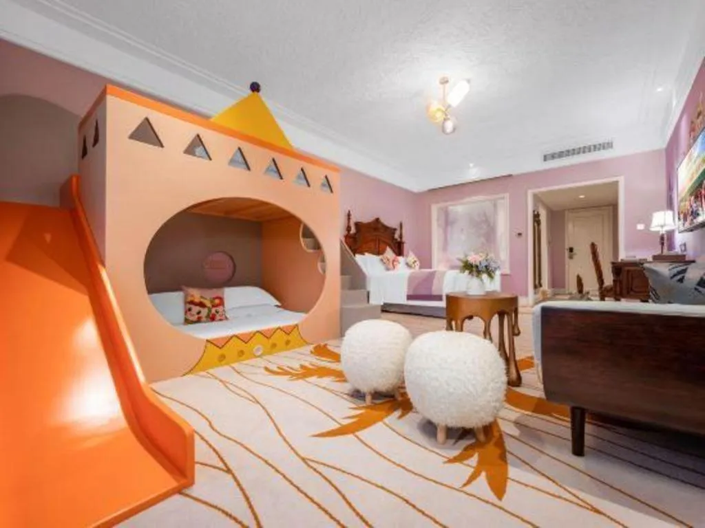 Bed in Hangzhou The First World Hotel