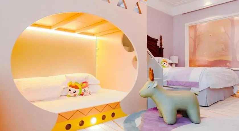 Bed in Hangzhou The First World Hotel