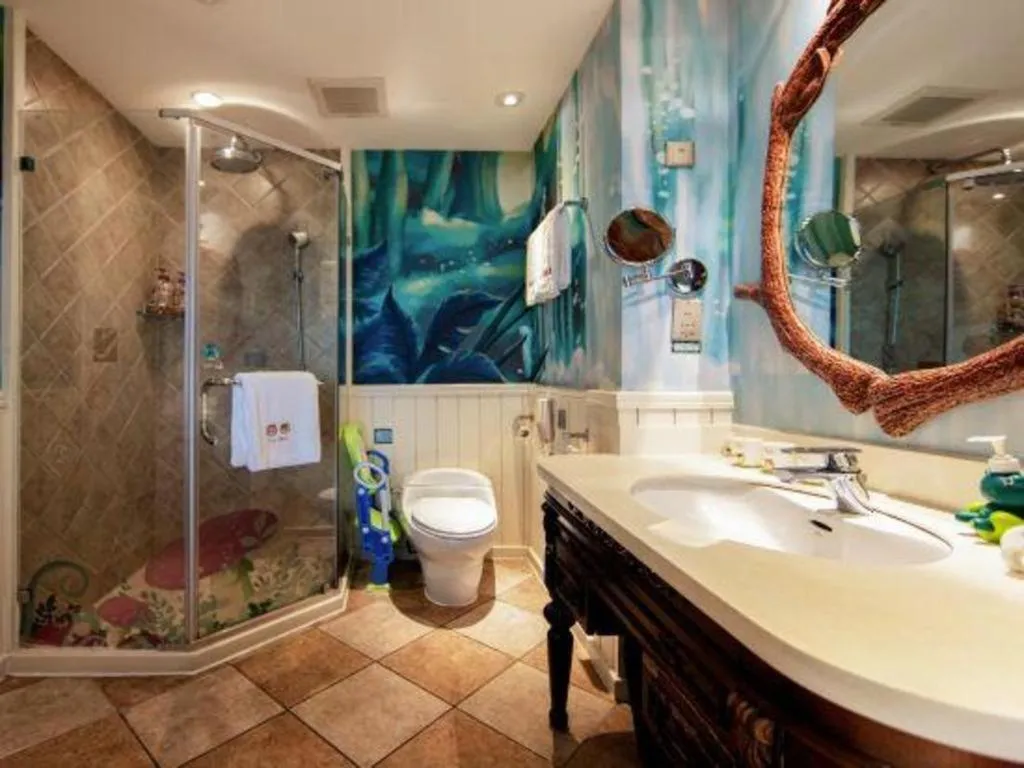 Hangzhou The First World Hotel