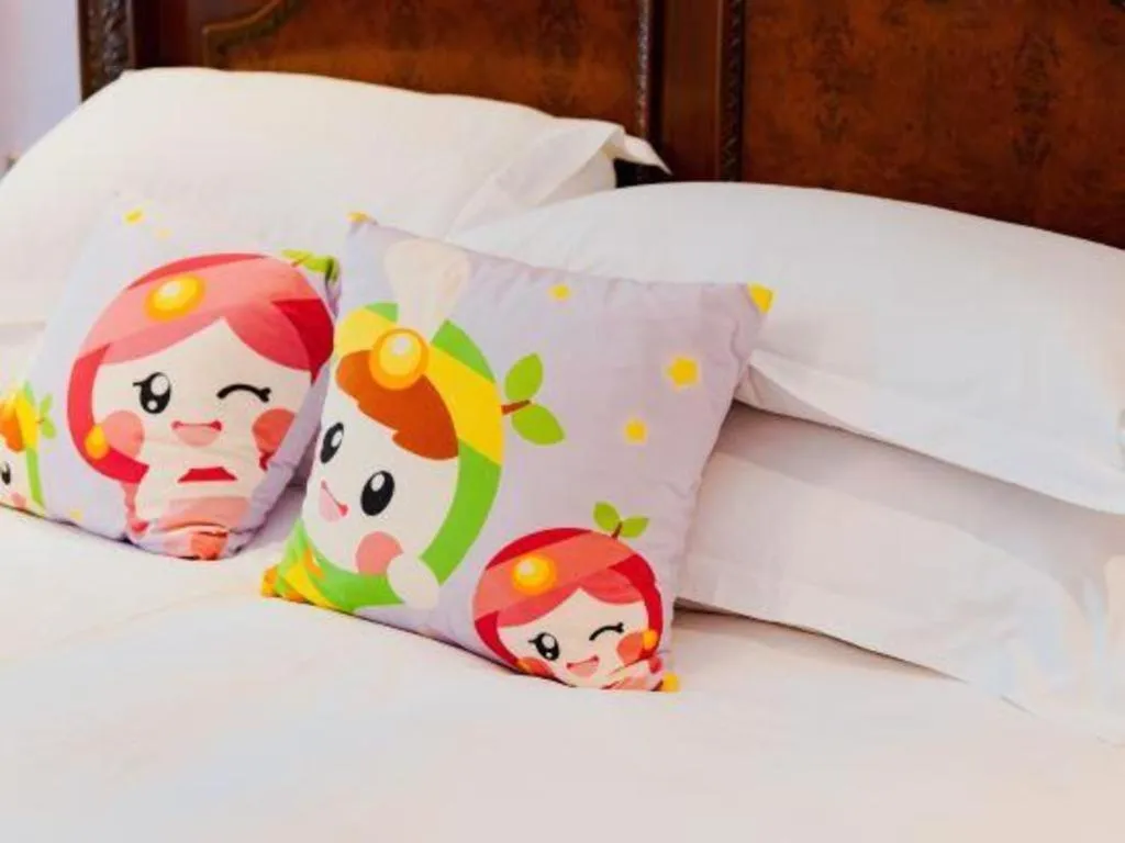 Bed in Hangzhou The First World Hotel