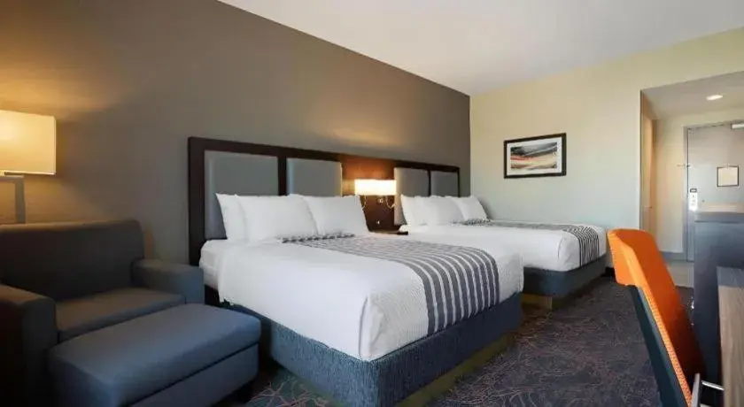 Bed in Best Western Plus Executive Inn Bed in Best Western Plus Executive Inn