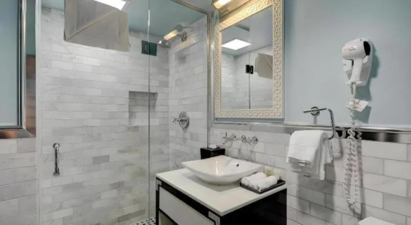 El Cortez Hotel & Casino - 21 and over only