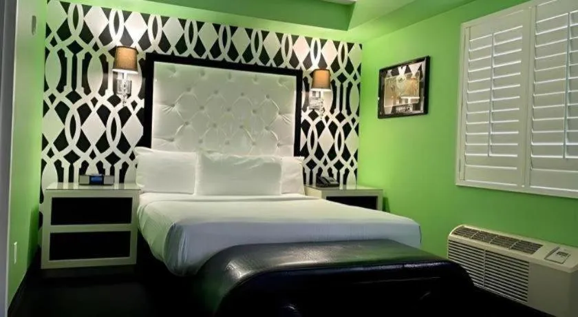 Bed in El Cortez Hotel & Casino - 21 and over only