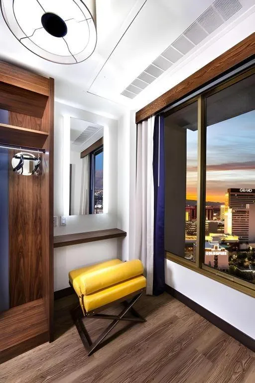 El Cortez Hotel & Casino - 21 and over only