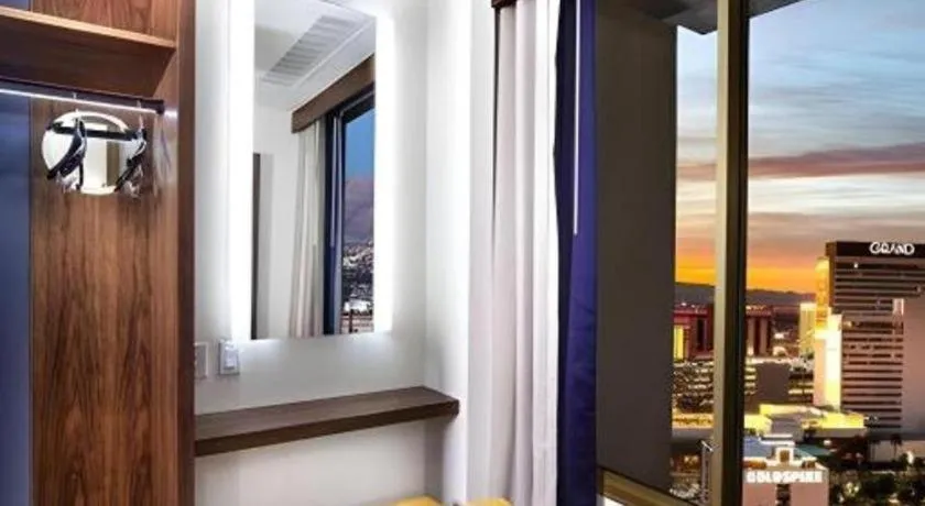 El Cortez Hotel & Casino - 21 and over only