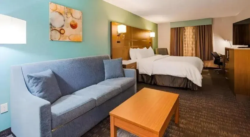 Bed in Best Western Galt Inn Bed in Best Western Galt Inn