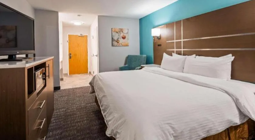 Bed in Best Western Galt Inn