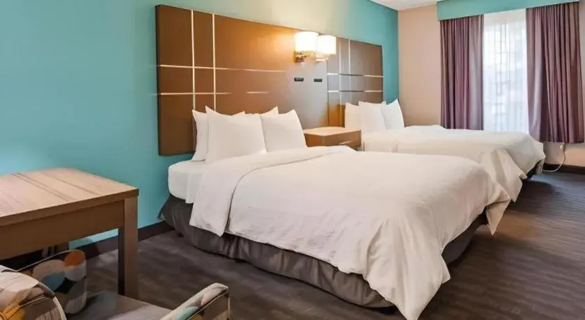 Bed in Best Western Galt Inn Bed in Best Western Galt Inn