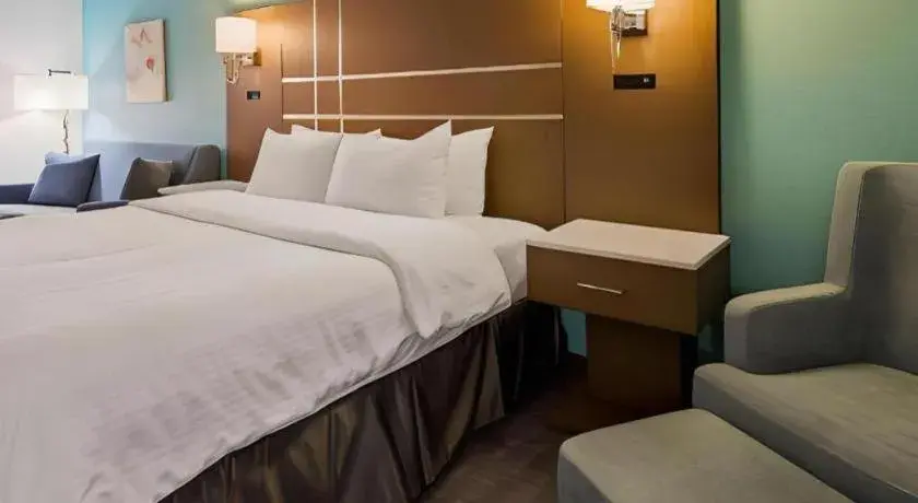 Bed in Best Western Galt Inn Bed in Best Western Galt Inn