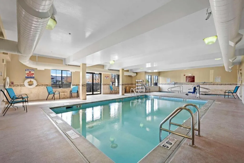 AmericInn by Wyndham Denver Airport