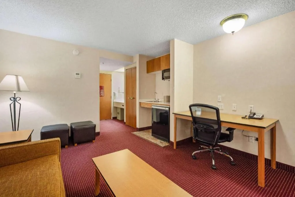 AmericInn by Wyndham Denver Airport