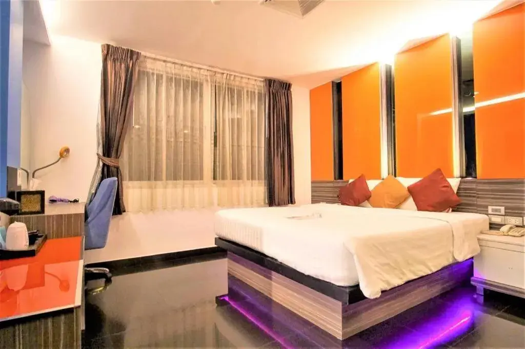 Bed in Heaven@4 Bed in Heaven@4