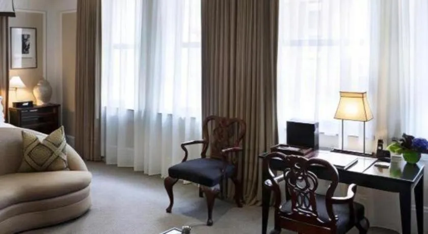 Fifteen Beacon Hotel