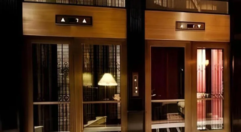 Fifteen Beacon Hotel