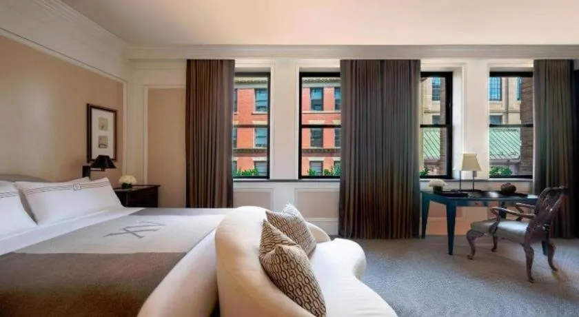 Bed in Fifteen Beacon Hotel