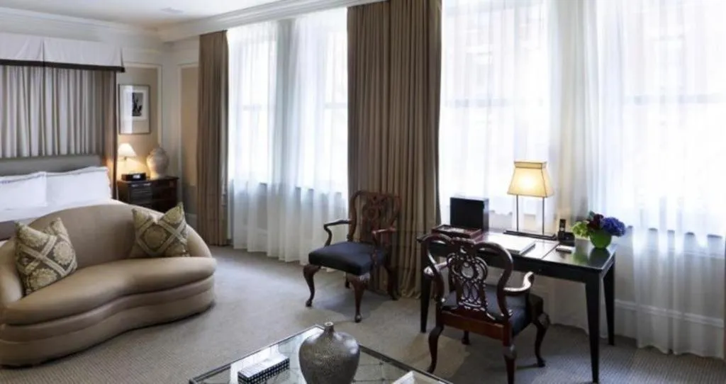 Fifteen Beacon Hotel