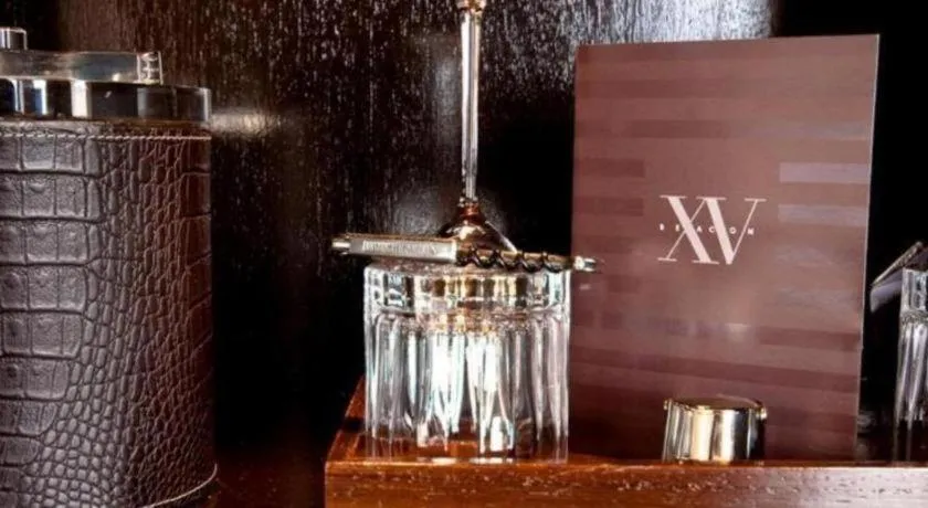 Fifteen Beacon Hotel