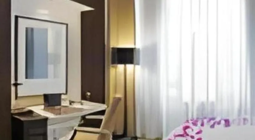 Fifteen Beacon Hotel