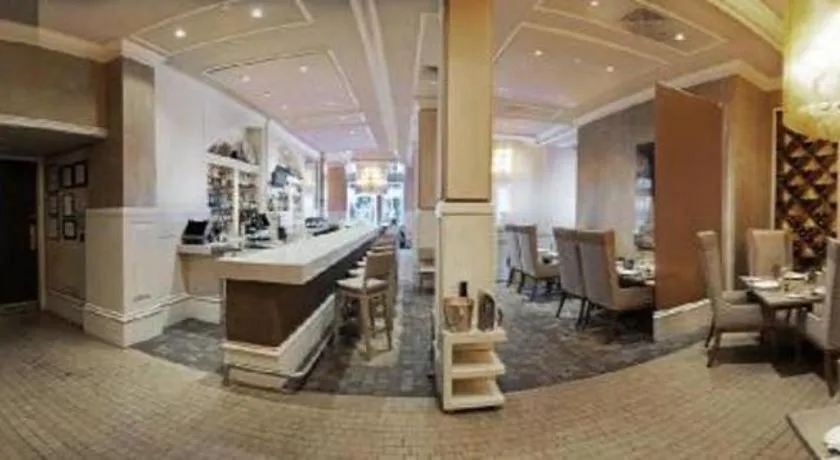 Fifteen Beacon Hotel