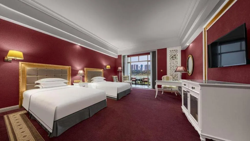 Bed in Country Garden Phoenix Hotel Changsha