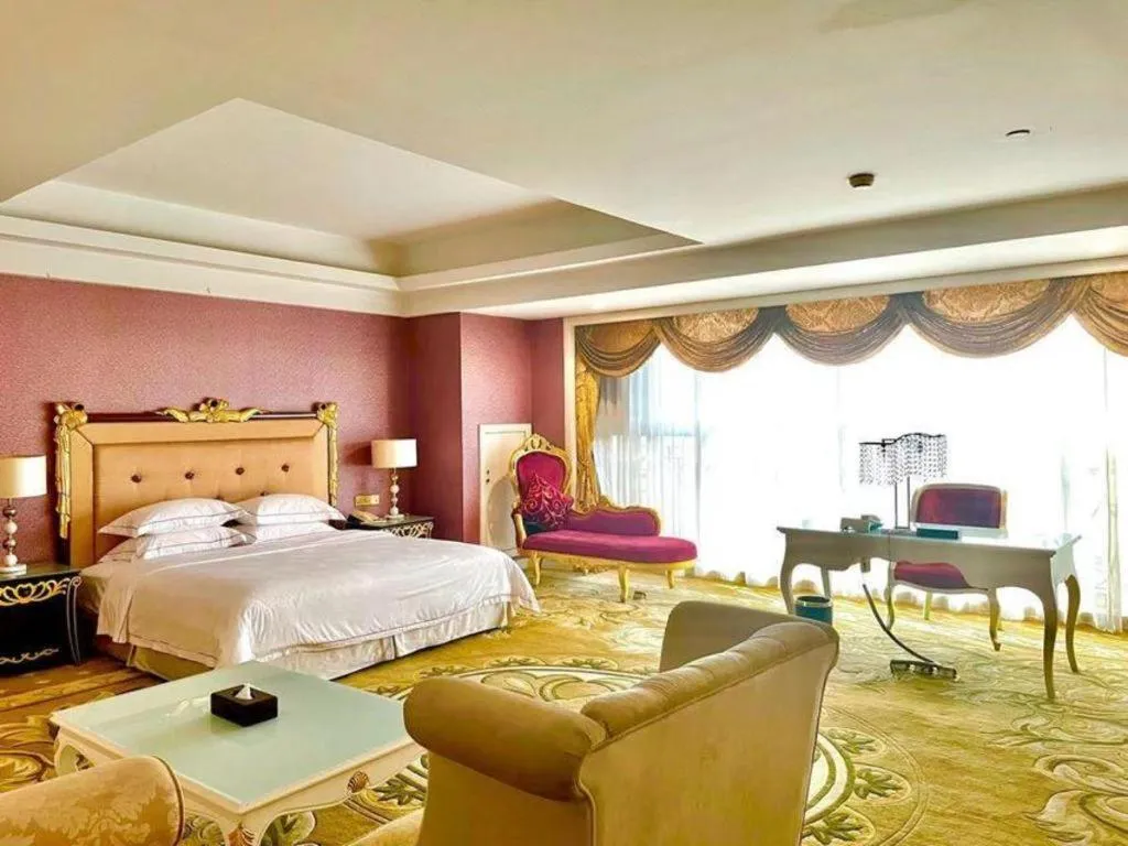 Bed in Country Garden Phoenix Hotel Changsha