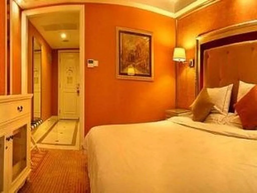 Bed in Country Garden Phoenix Hotel Changsha