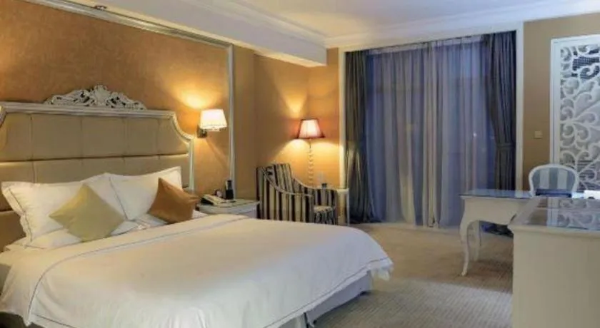 Bed in Country Garden Phoenix Hotel Changsha