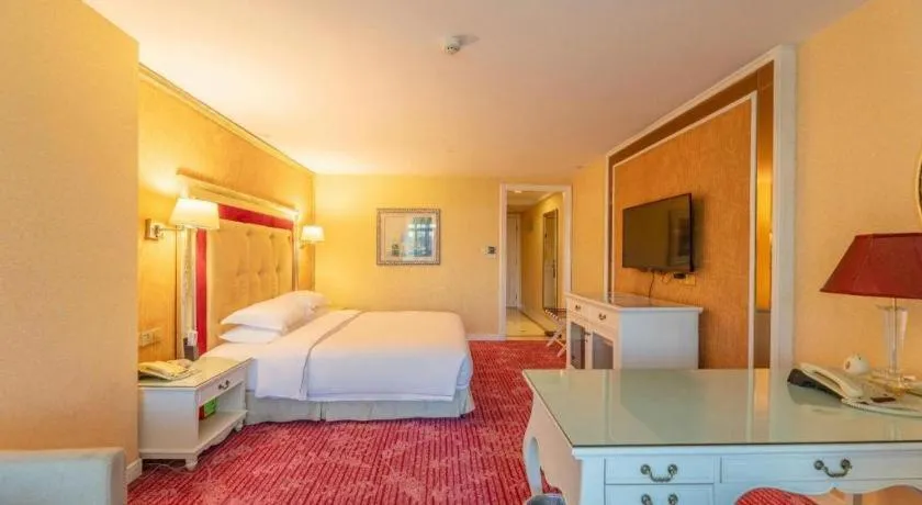 Bed in Country Garden Phoenix Hotel Changsha