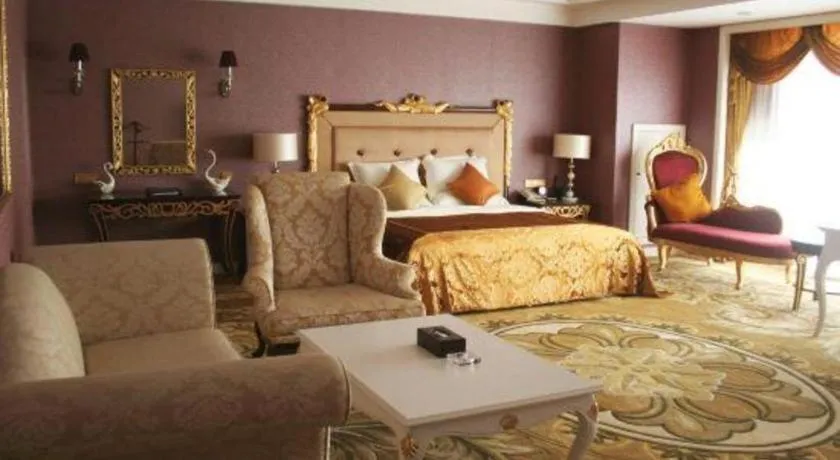 Bed in Country Garden Phoenix Hotel Changsha