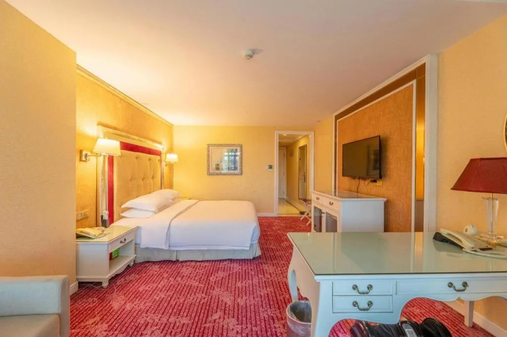 Bed in Country Garden Phoenix Hotel Changsha