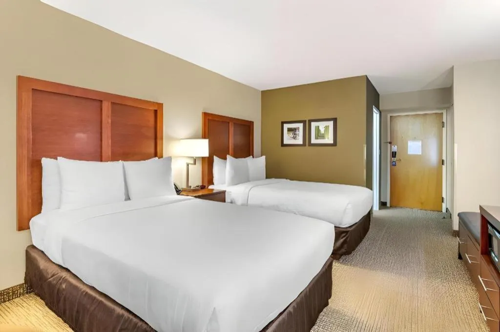 Bed in Comfort Inn Quantico