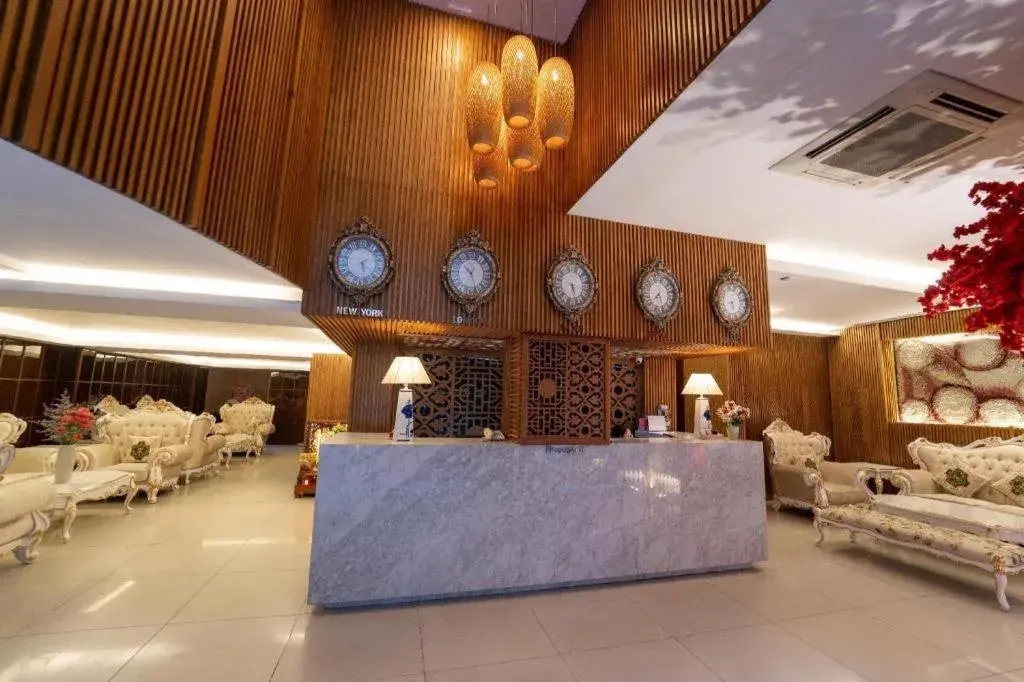 The White Hotel 8A Thai Van Lung The White Hotel 8A Thai Van Lung